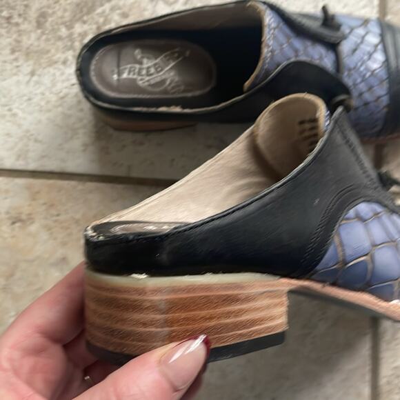 Freebird Malena Leather Oxford Mule Navy Multi - Picture 4 of 16
